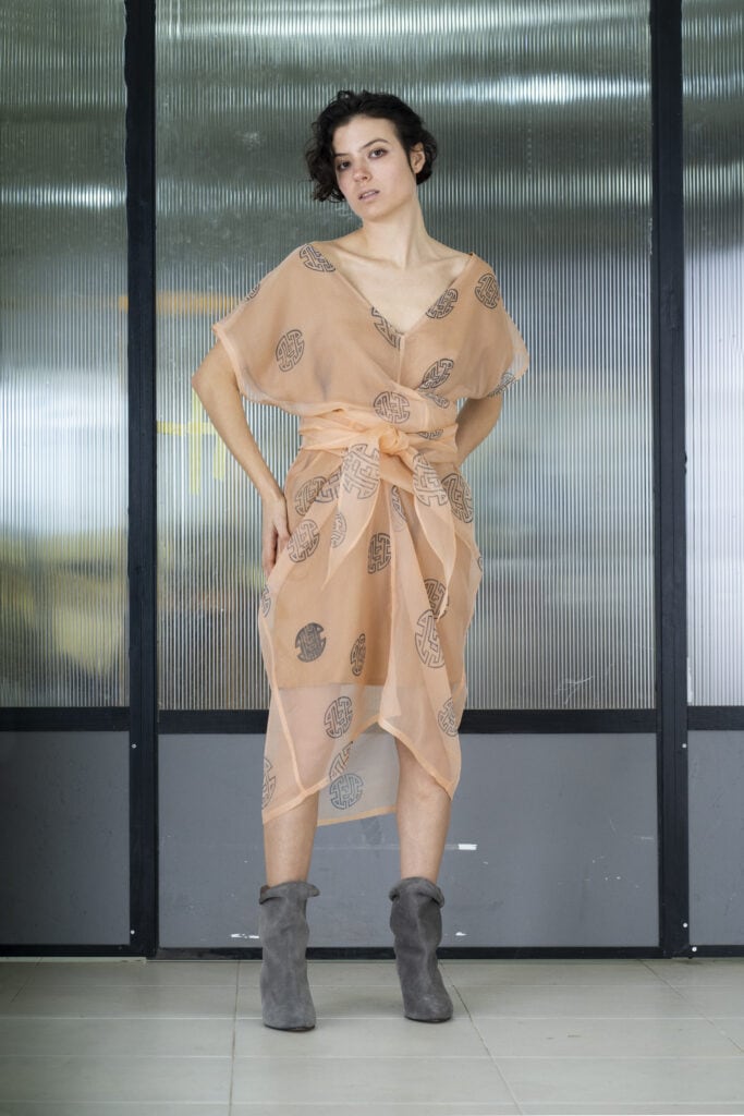 RICH I Obsidian Seal Silk Organza Edition